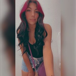 Meet your Posher, Victoria